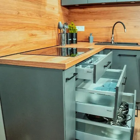 Loftowy Zakatek Apartman *