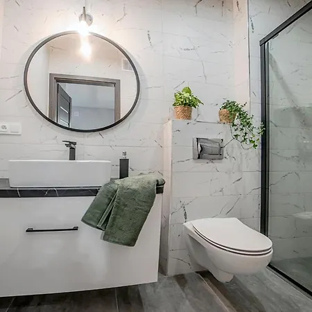 Loftowy Zakatek Apartment