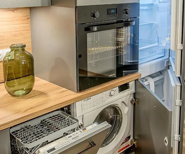 Loftowy Zakatek Апартаменты Лешно